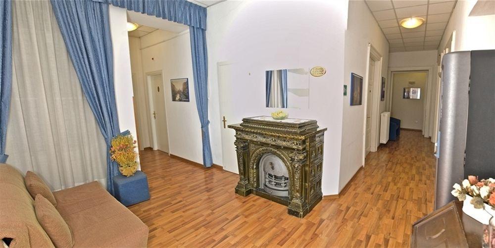 Nuovo Albergo Centro Trieszt Kültér fotó