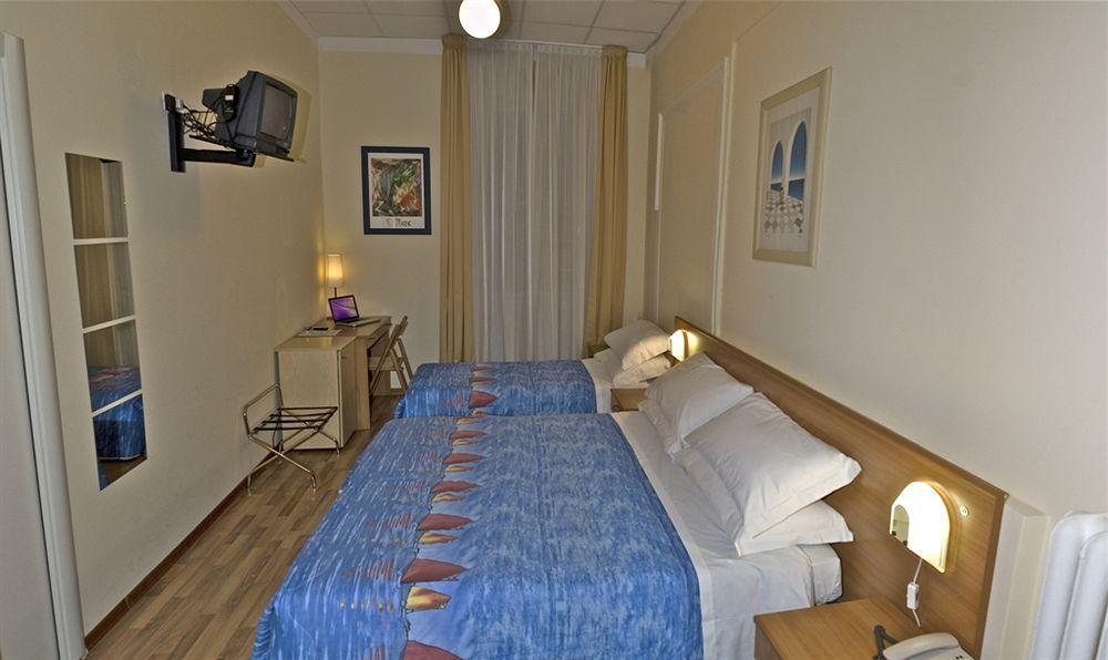 Nuovo Albergo Centro Trieszt Kültér fotó