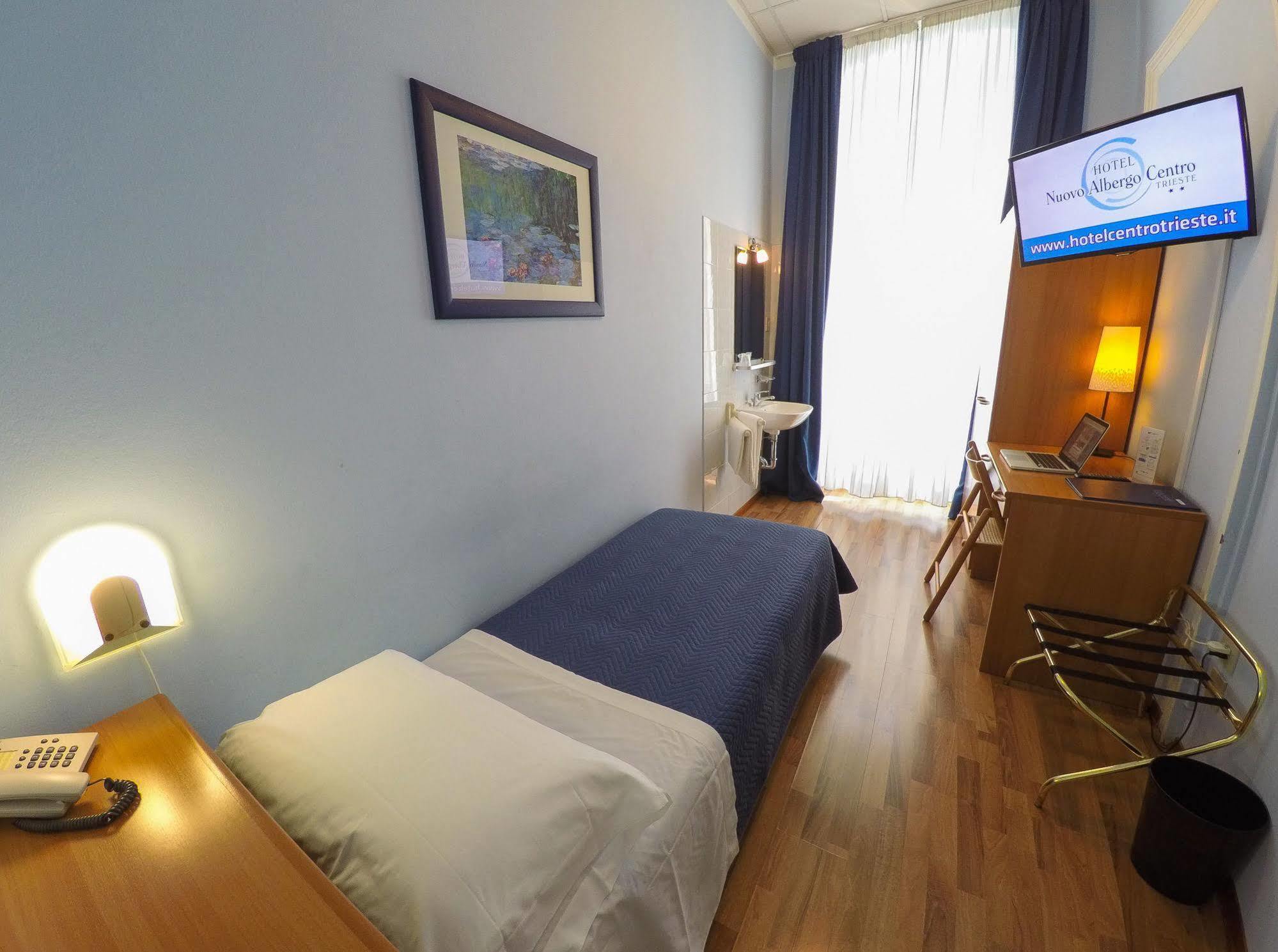 Nuovo Albergo Centro Trieszt Kültér fotó