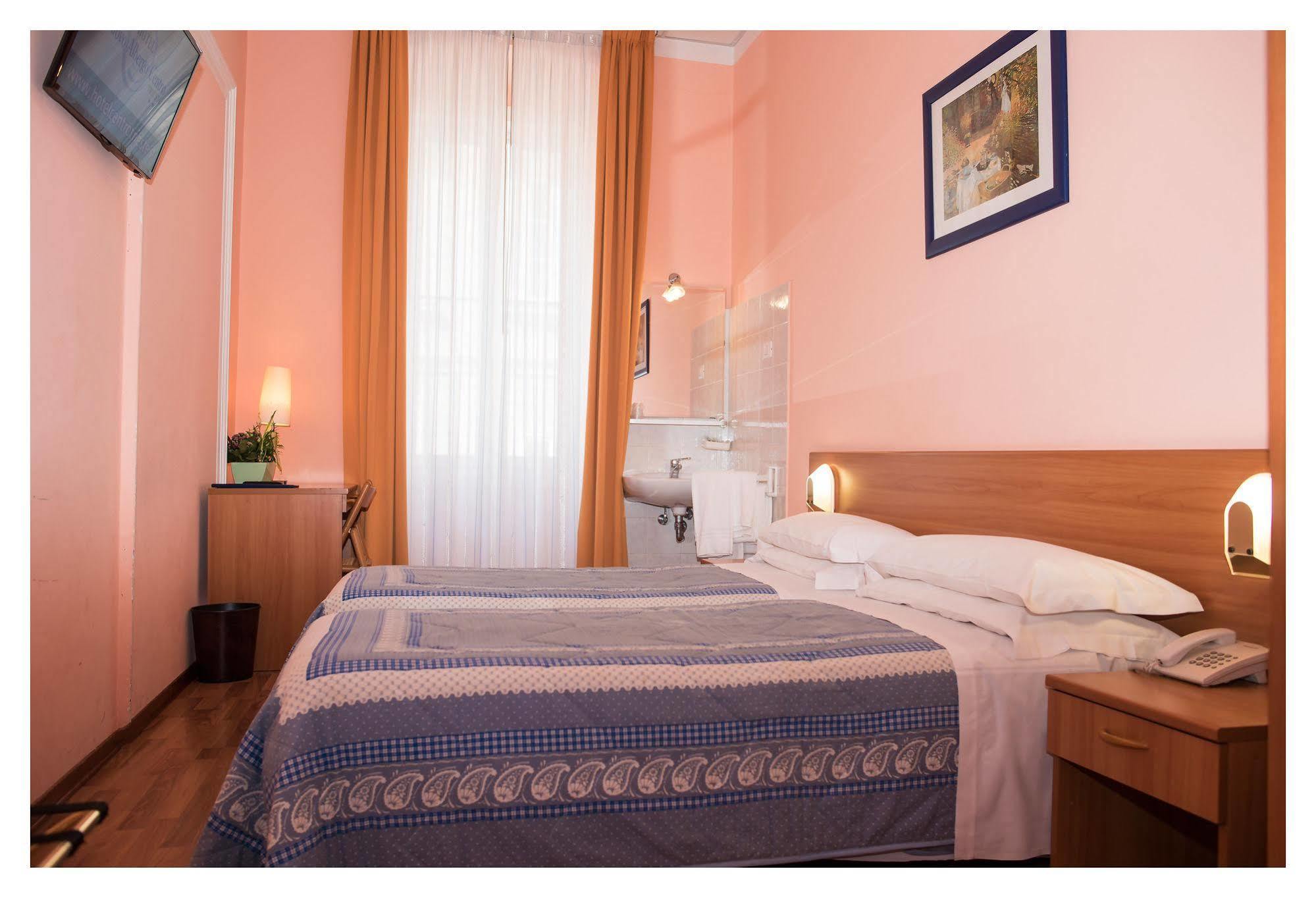 Nuovo Albergo Centro Trieszt Kültér fotó